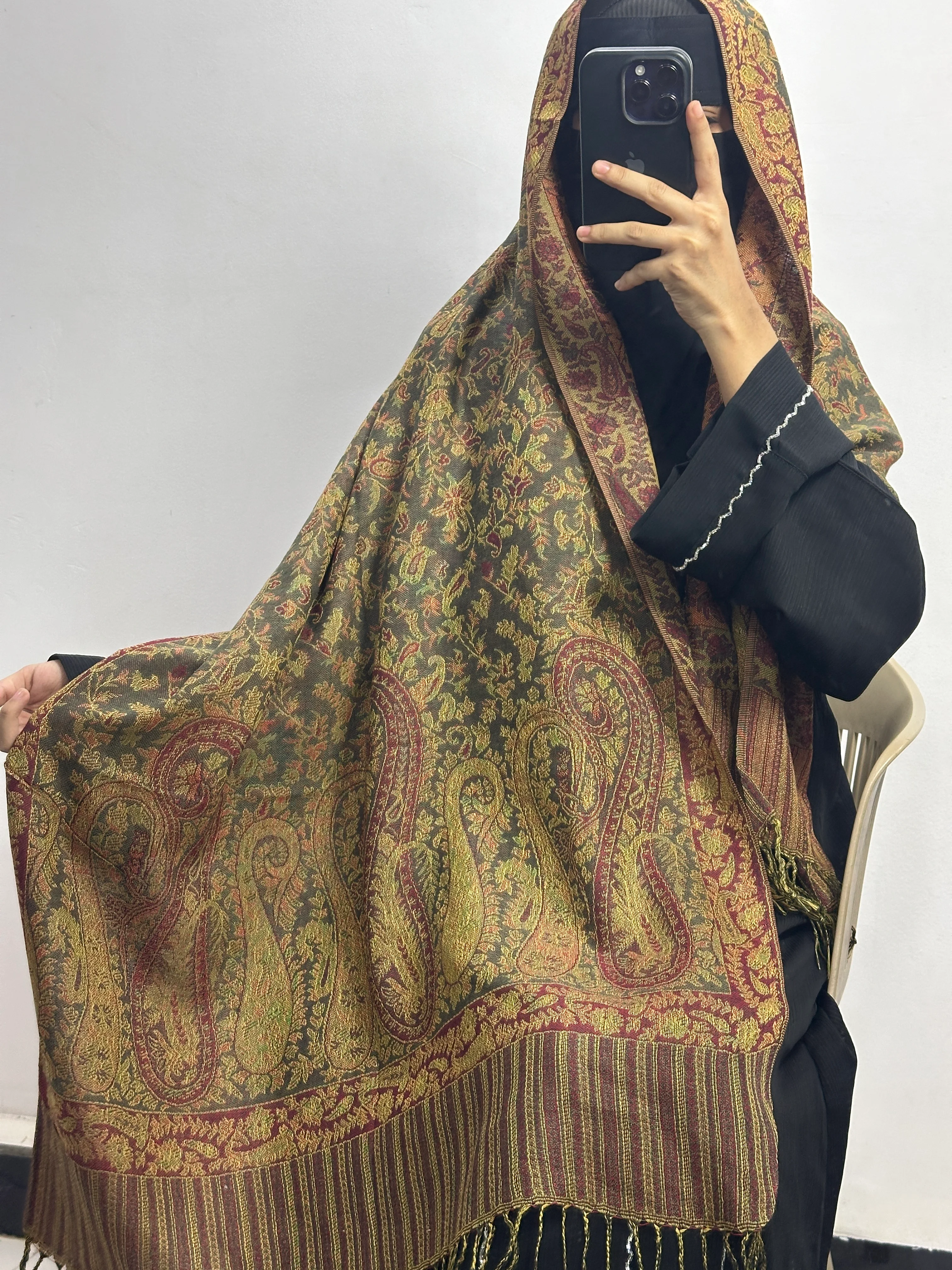 Luxury pashmina shawl