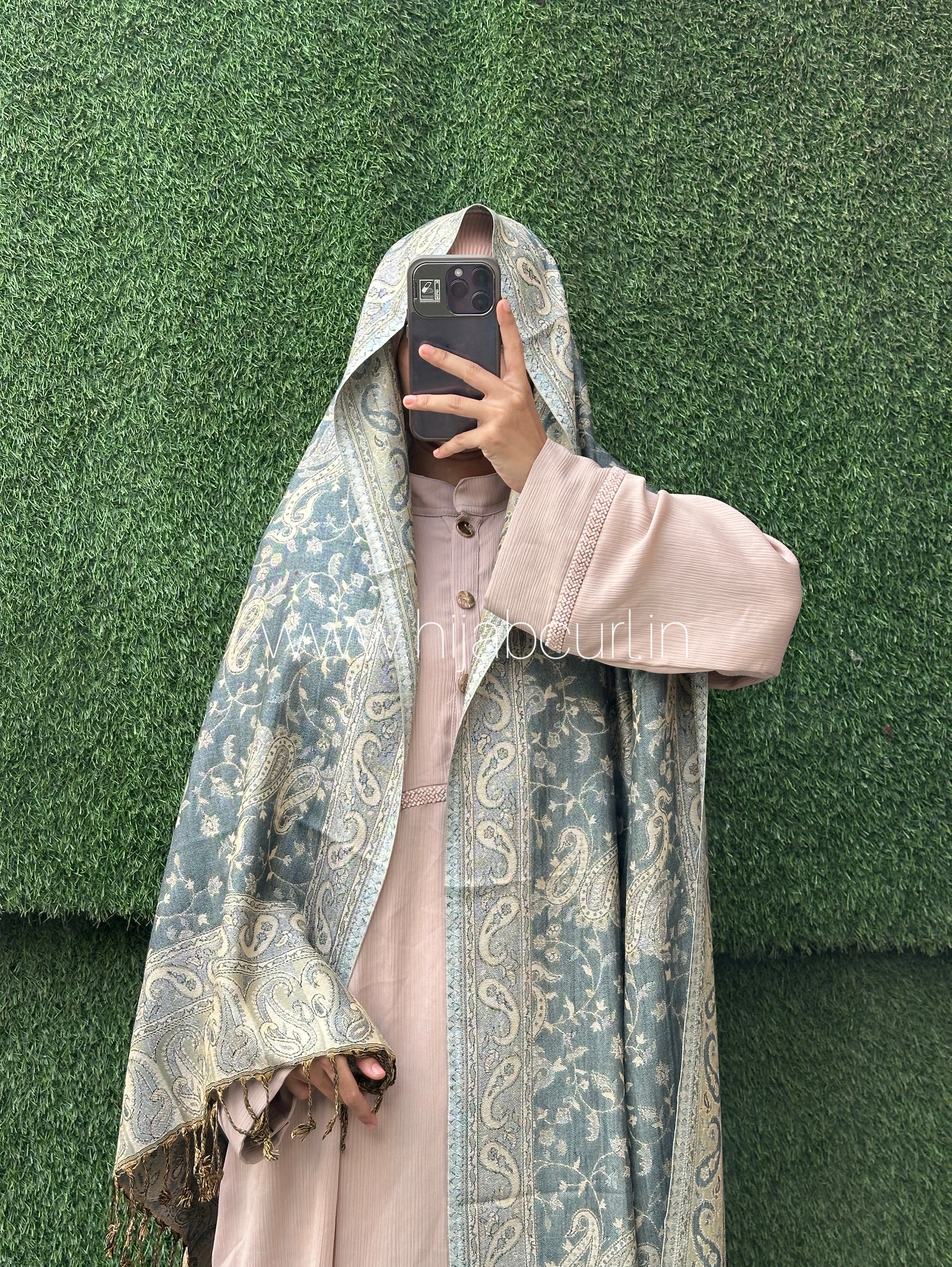 Luxury pashmina shawl