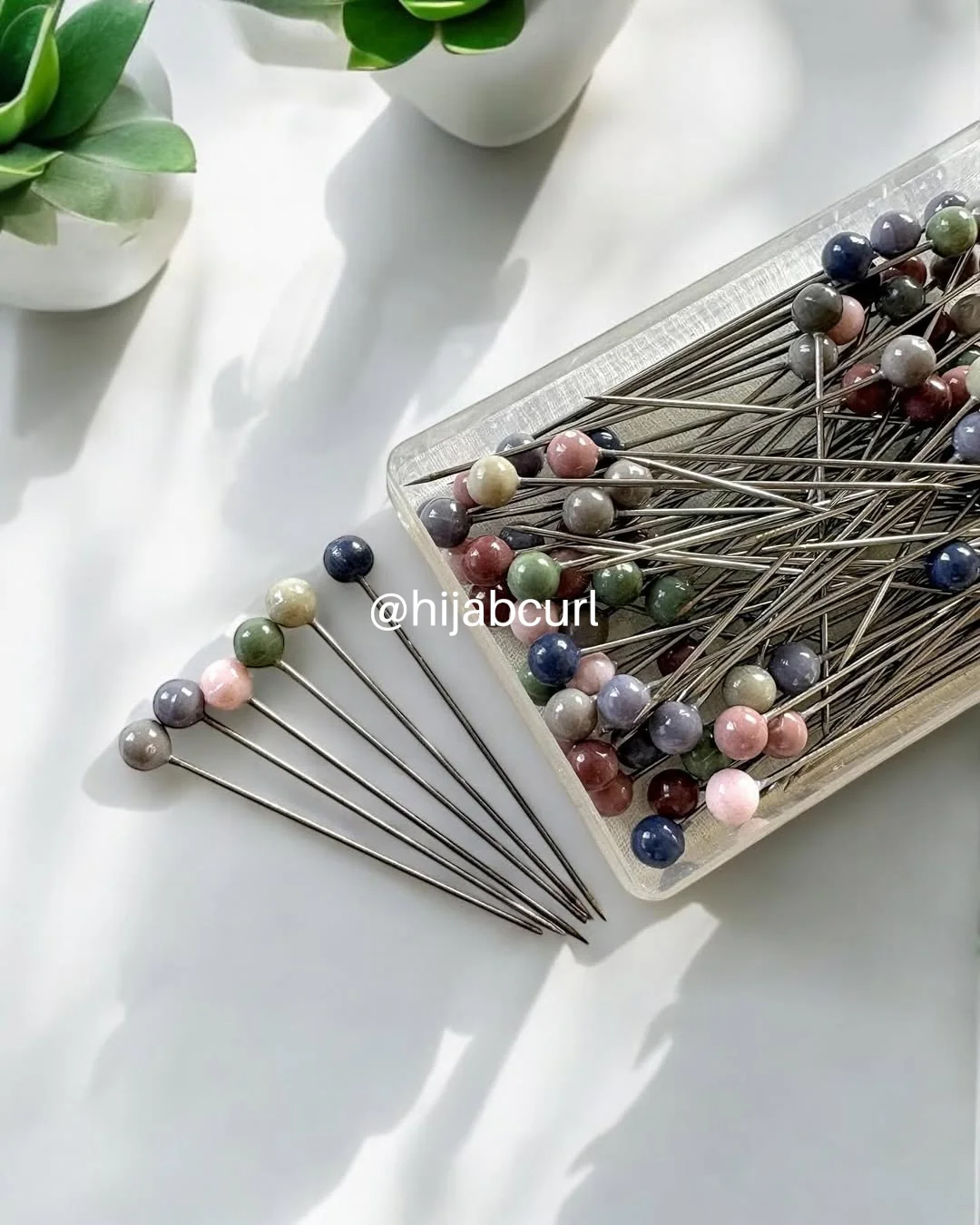 Pin Box - Pack of 100 pins - Image 2