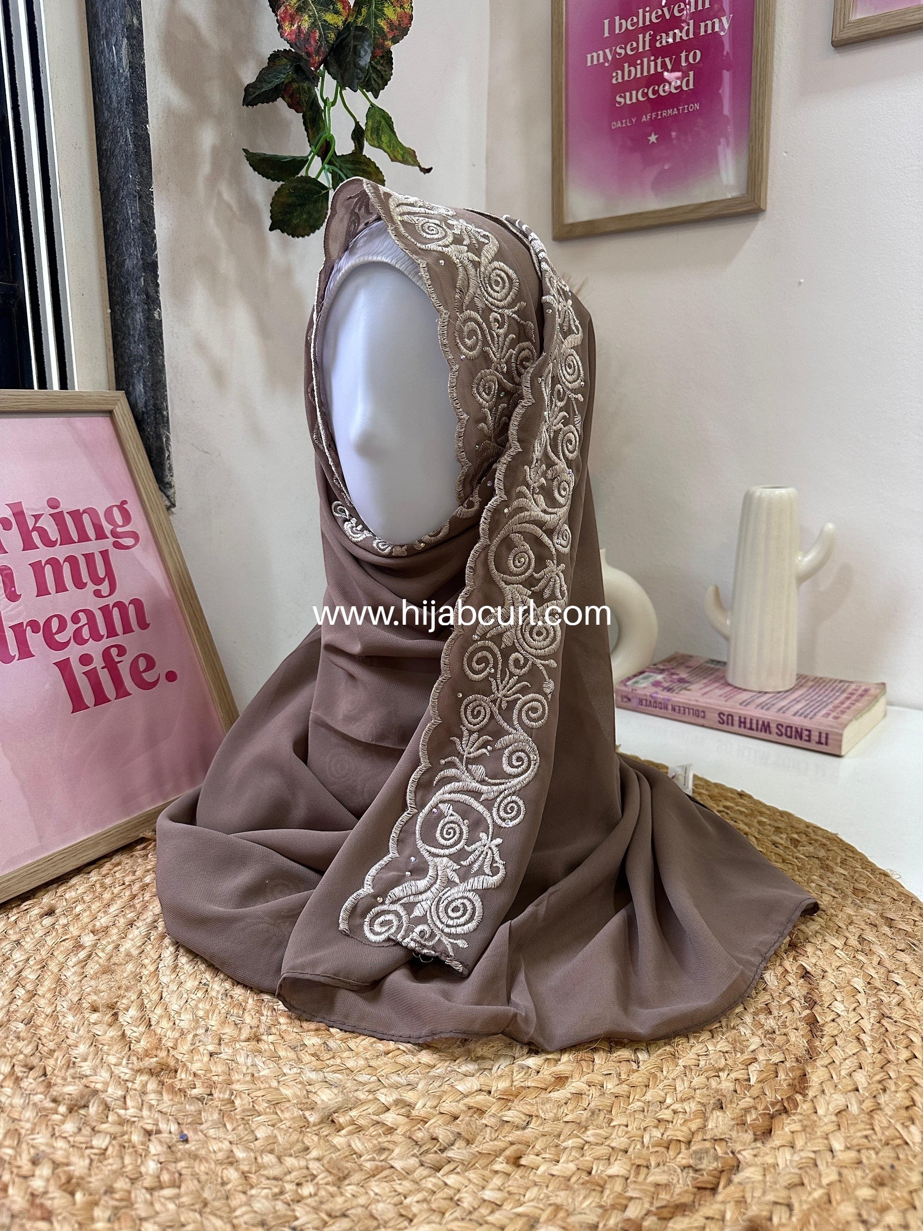 Premium Chiffon Embroidered Hijab - Image 4