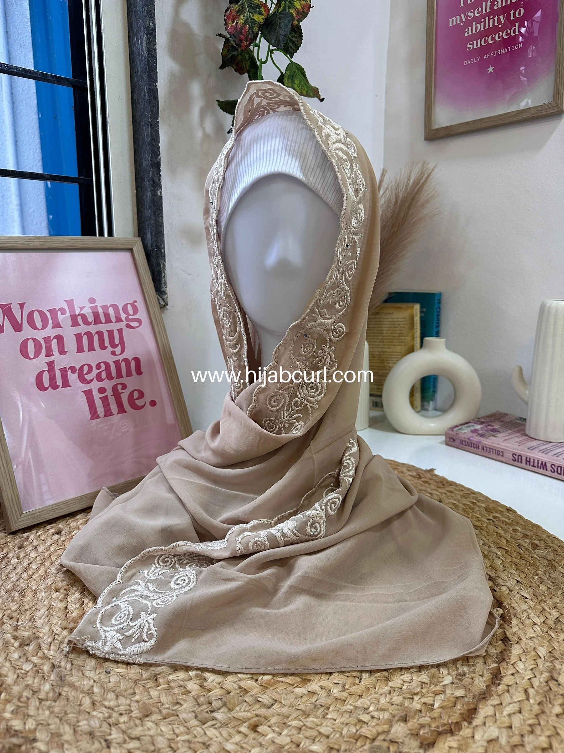 Premium Chiffon Embroidered Hijab - Image 9
